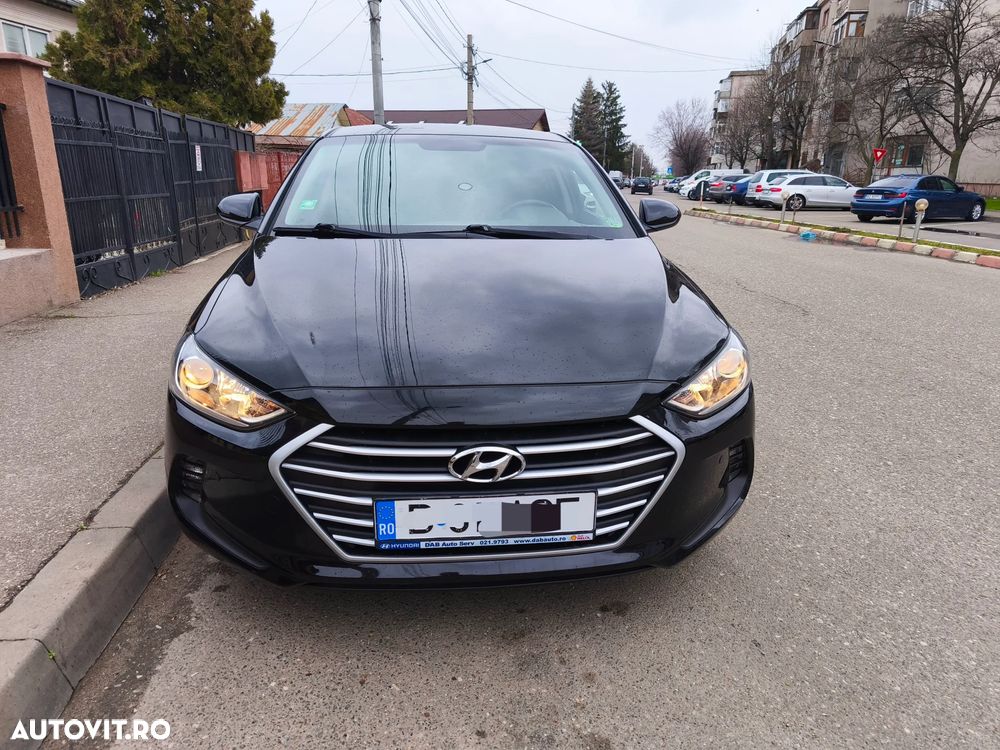 Hyundai Elantra ver-1-6-mpi-comfort - 4