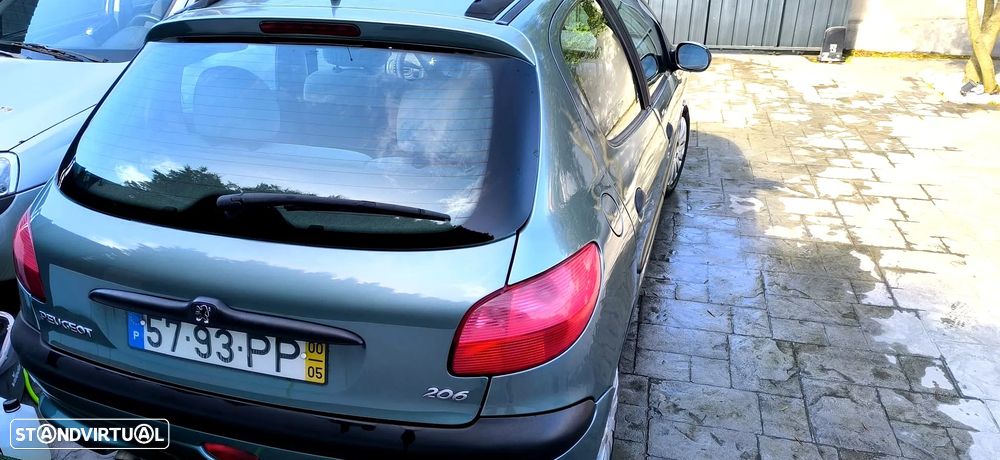Peugeot 206 1.1 XR - 1
