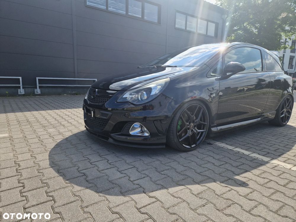 Opel Corsa 1.6 Turbo OPC - 8