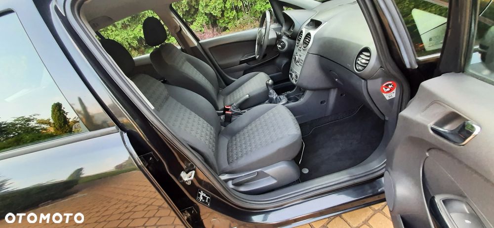 Opel Corsa - 16
