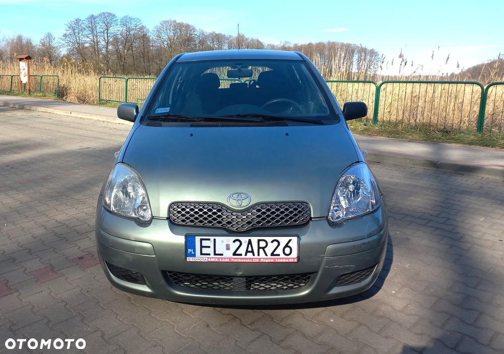 Toyota Yaris 1.0 Base - 3