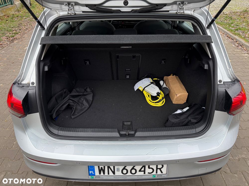 Volkswagen Golf - 29