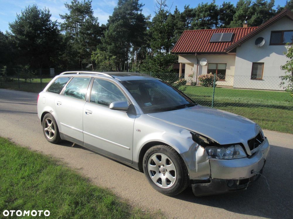 Audi A4 Avant - 6
