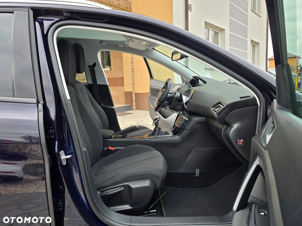 Peugeot 308 BlueHDi 120 Stop & Start Allure - 26