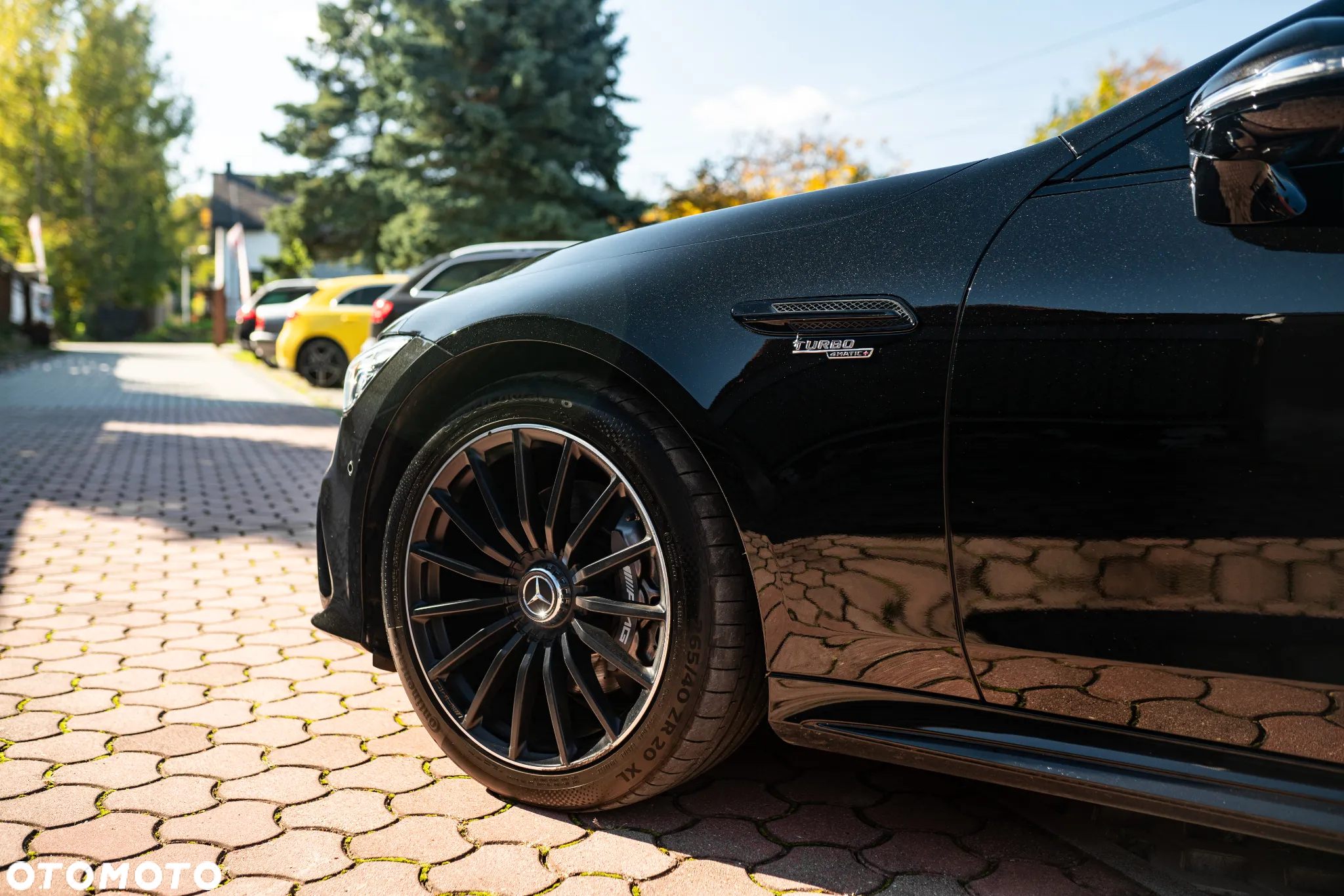 Mercedes-Benz AMG GT 53 4-Matic+ - 3