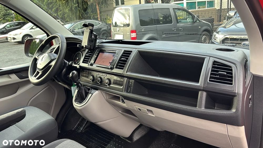 Volkswagen Transporter T6 - 24