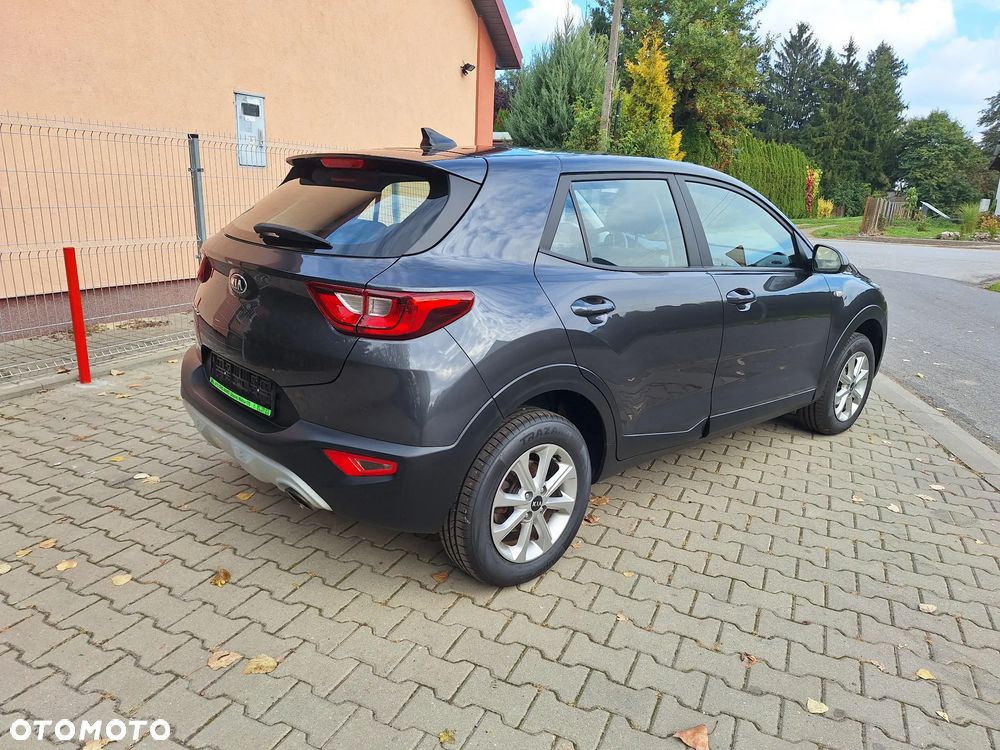 Kia Stonic - 4