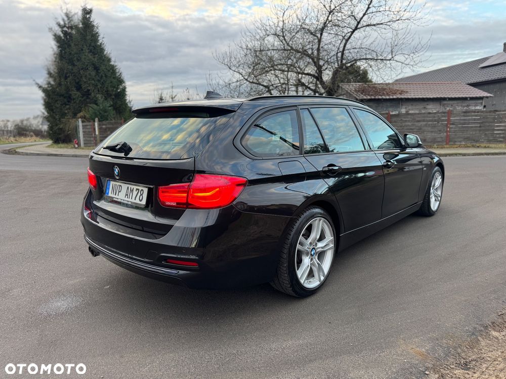 BMW Seria 3 320d Sport Line - 3