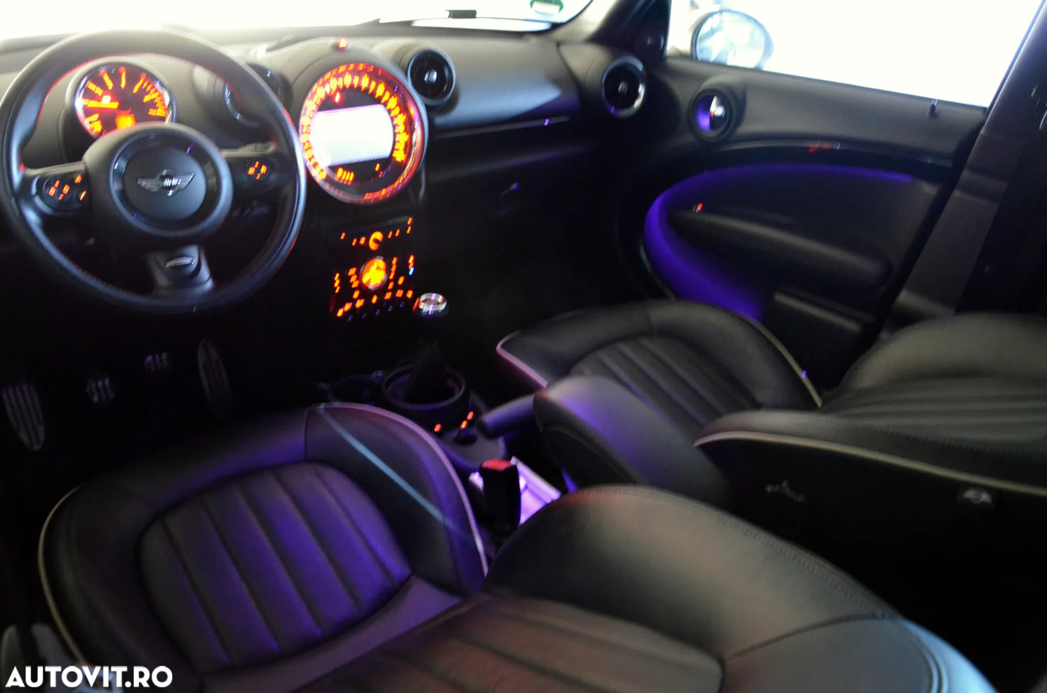 Mini Countryman Cooper SD ALL4 - 23