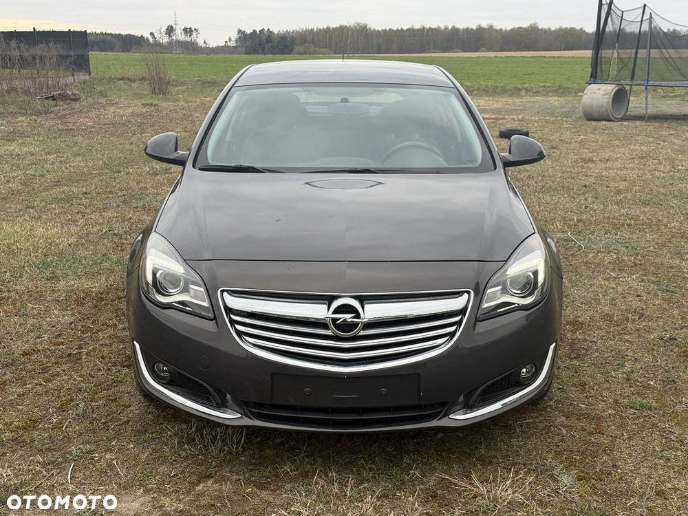 Opel Insignia 1.6 SIDI Turbo ecoFLEX Start/Stop Edition - 2