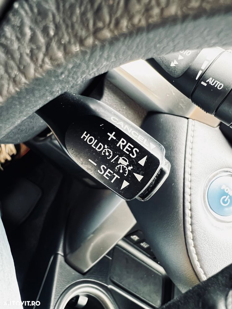 Toyota RAV4 2.5 VVT-i 4x4 Luxury - 15
