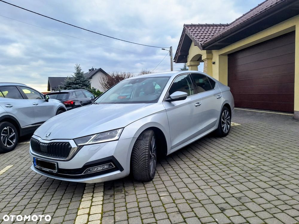 Skoda Octavia 1.5 TSI ACT Sportline - 4