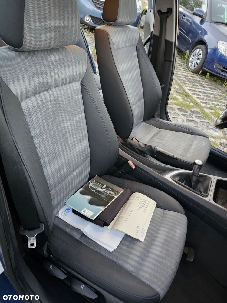 BMW Seria 1 116i - 17