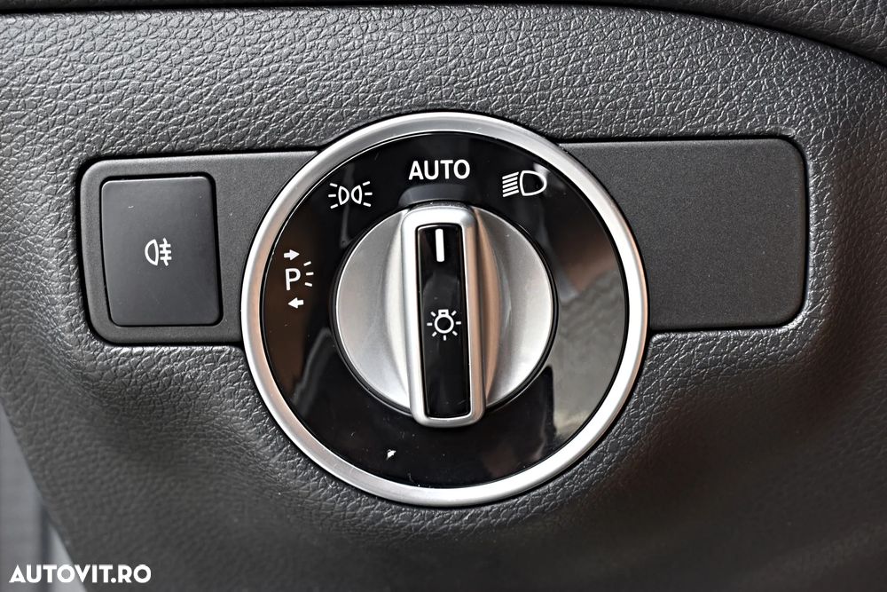 Mercedes-Benz GLA 220 d 7G-DCT - 20