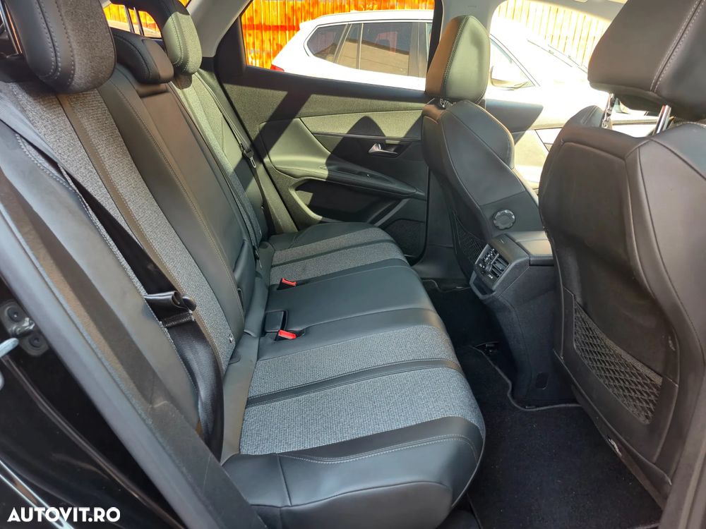 Peugeot 3008 1.5 BlueHDI 130 S&S BVM6 Allure Pack - 12