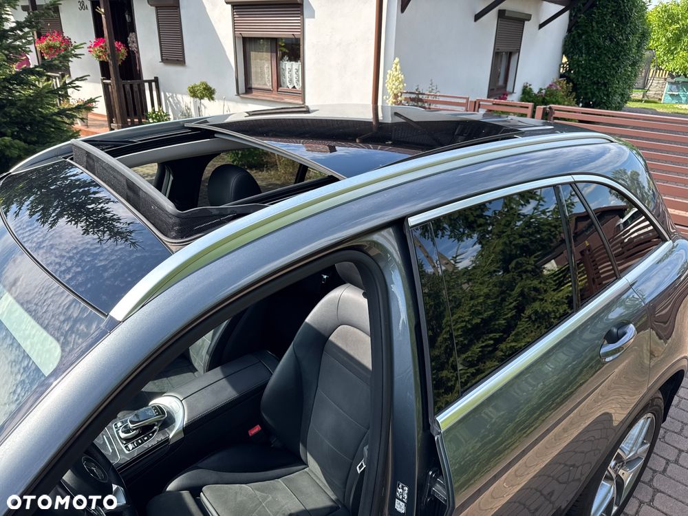 Mercedes-Benz GLC 250 d 4Matic 9G-TRONIC AMG Line - 9