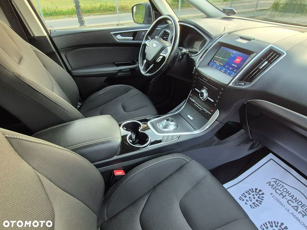Ford S-Max - 19