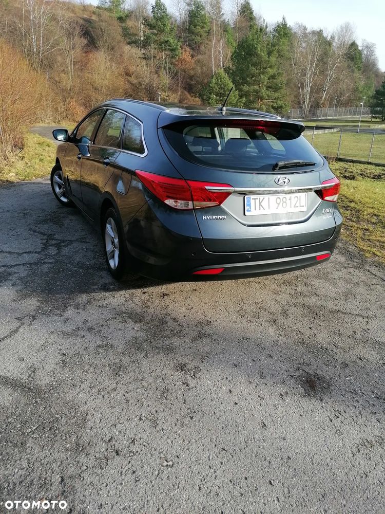 Hyundai i40 Kombi blue 1.7 CRDi Trend - 1