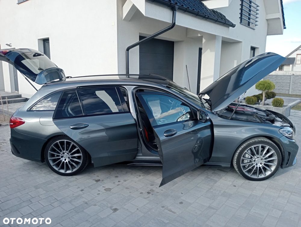 Mercedes-Benz Klasa C AMG 43 4Matic AMG TCT 9G - 28