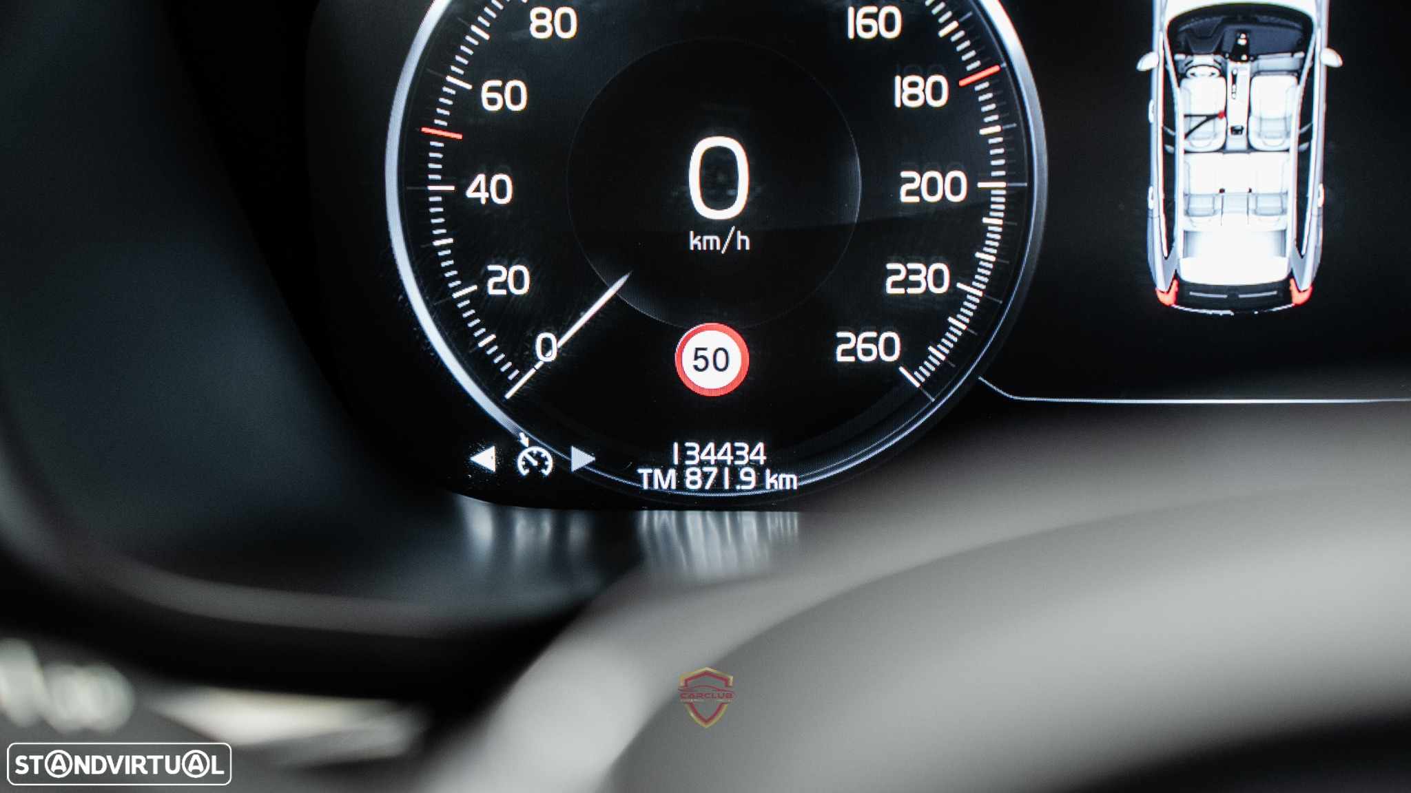 Volvo XC 60 2.0 B4 Momentum Plus - 22