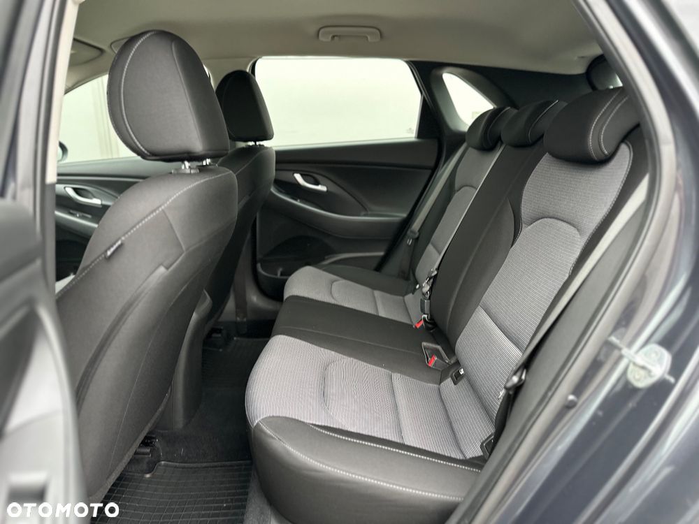 Hyundai i30 1.5 DPI Modern - 32