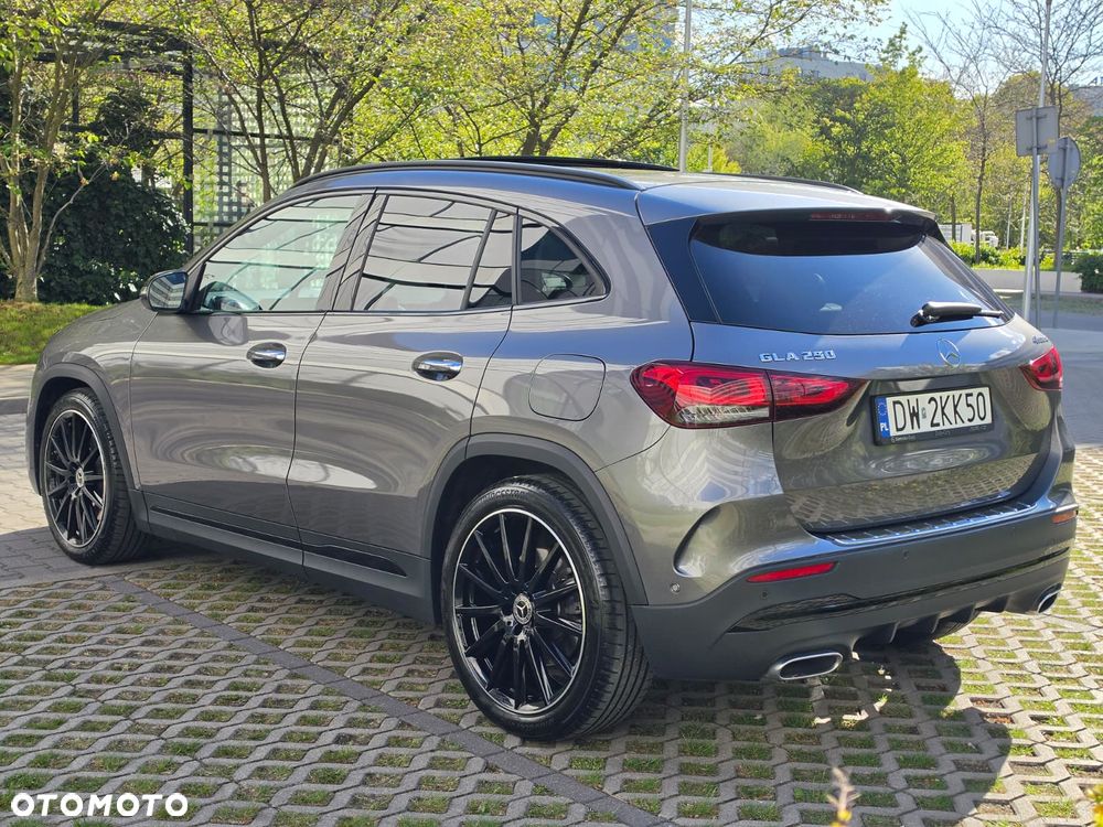 Mercedes-Benz GLA 250 4-Matic AMG Line - 8