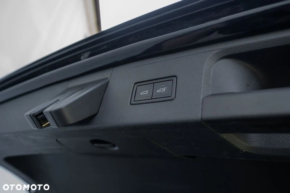 Volkswagen Passat Alltrack 2.0 TDI 4Mot DSG - 28