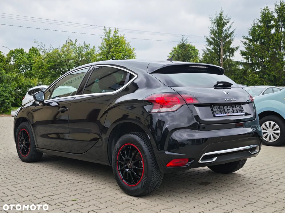 Citroën DS4 e-HDi 110 SoChic - 6