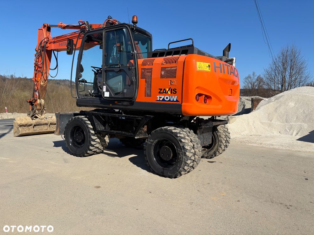 Hitachi ZX 170 W - 7