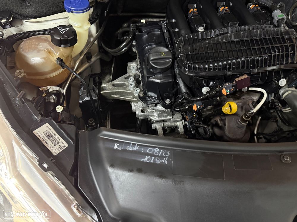 Peugeot 208 82 VTI Allure - 37