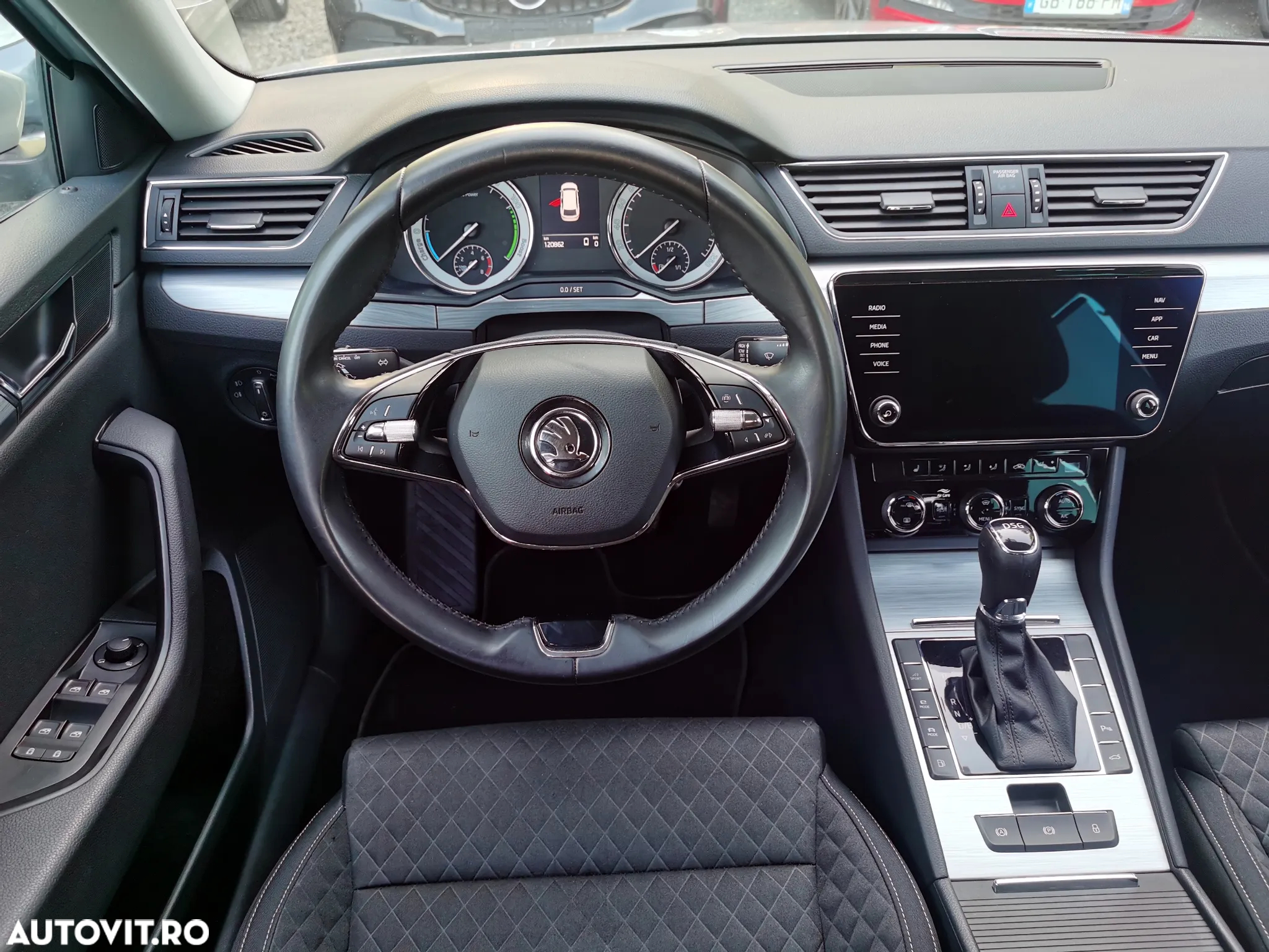 Skoda Superb Combi 1.4 TSI PHEV Ambition - 22