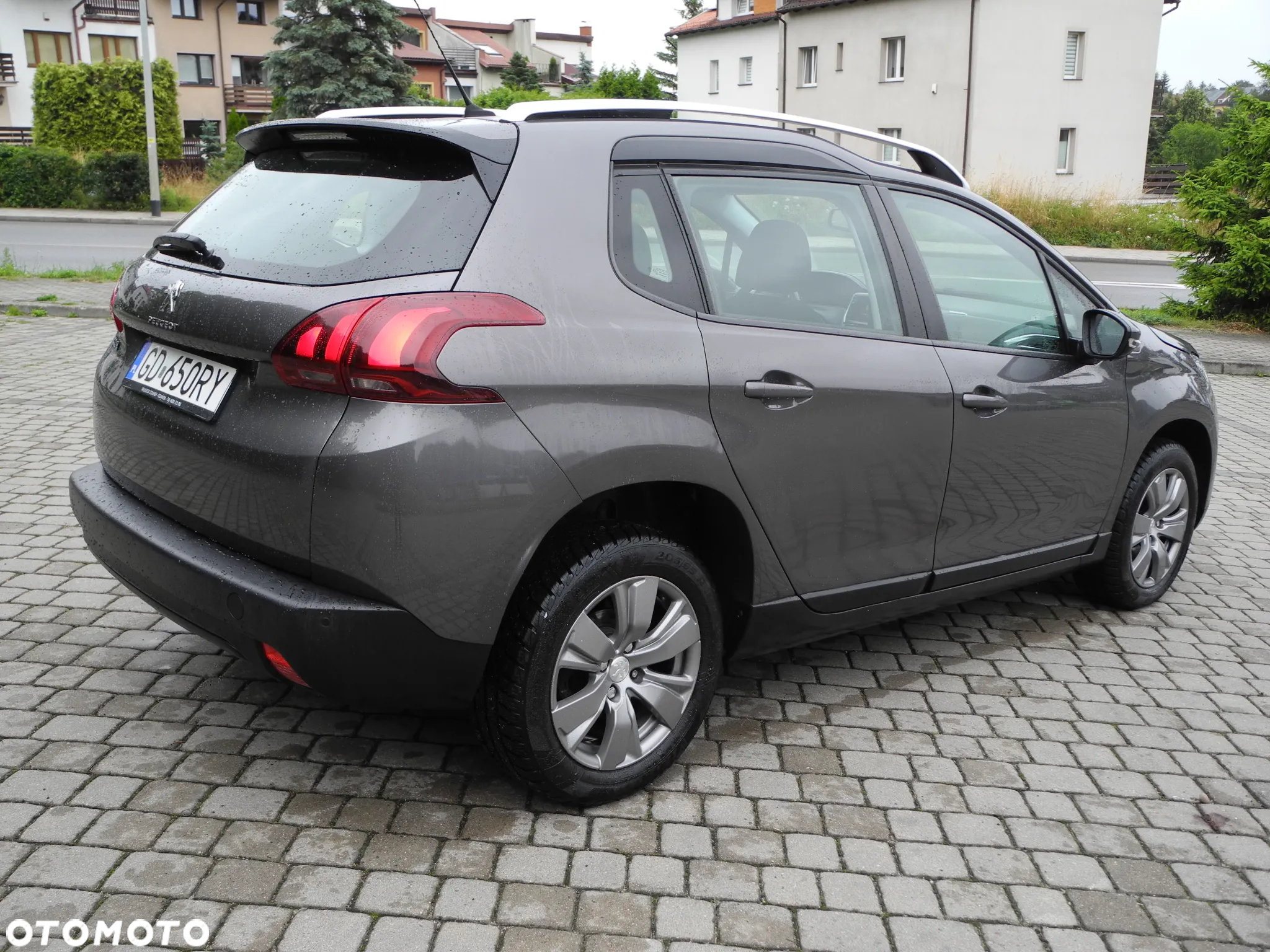 Peugeot 2008 - 5