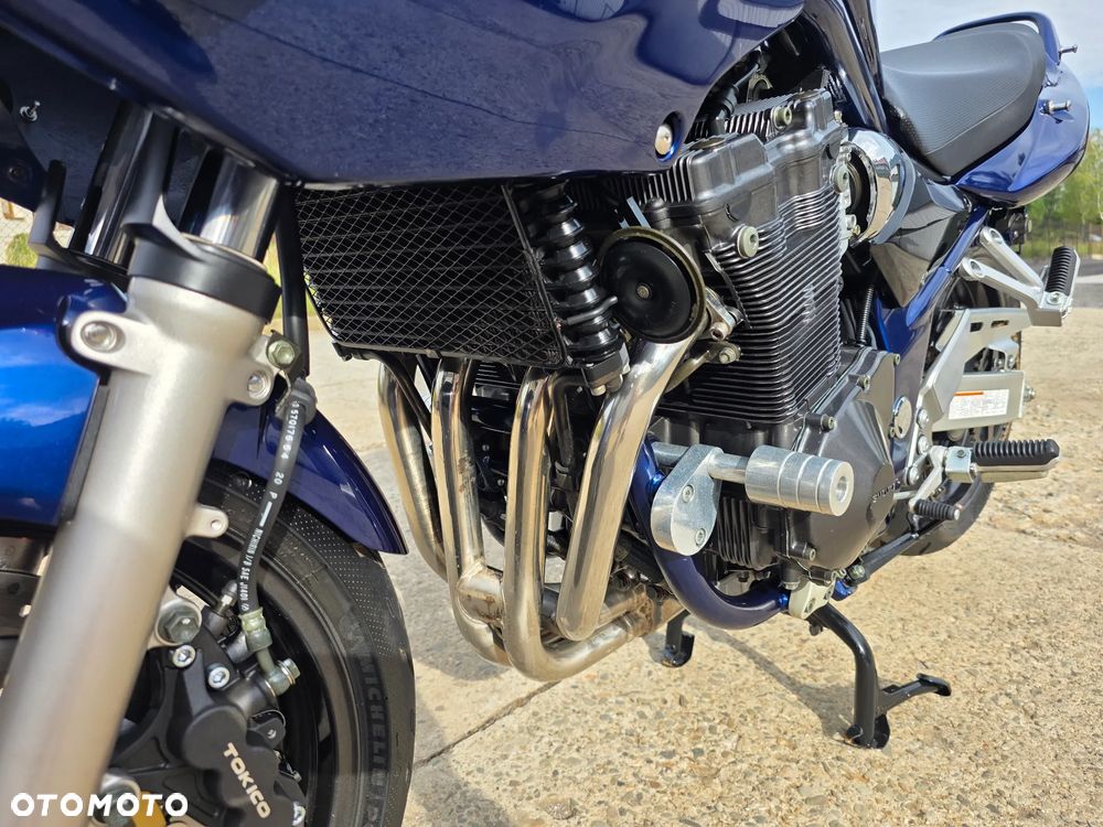 Suzuki Bandit - 25