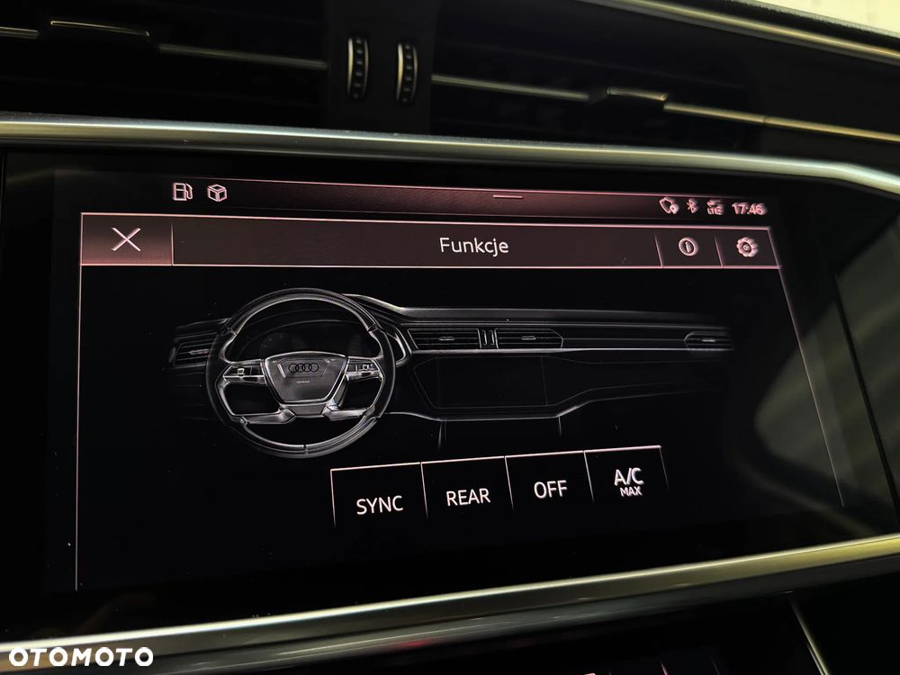 Audi A6 Avant 40 TDI quattro S tronic S line - 24