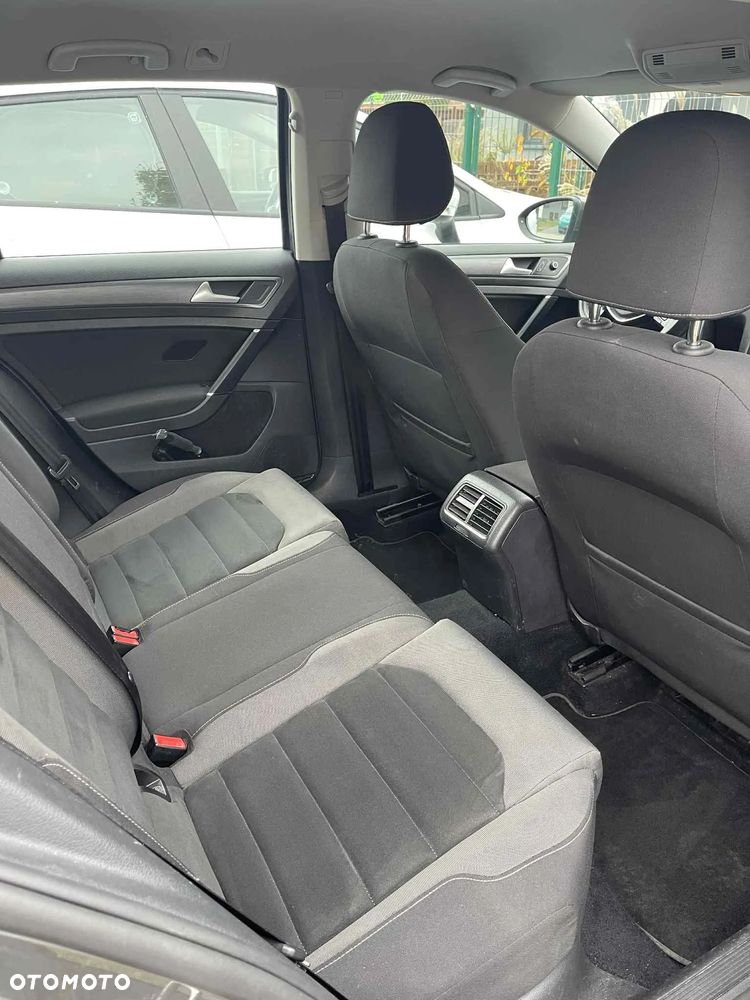 Volkswagen Golf VII 1.6 TDI BMT Highline DSG - 12