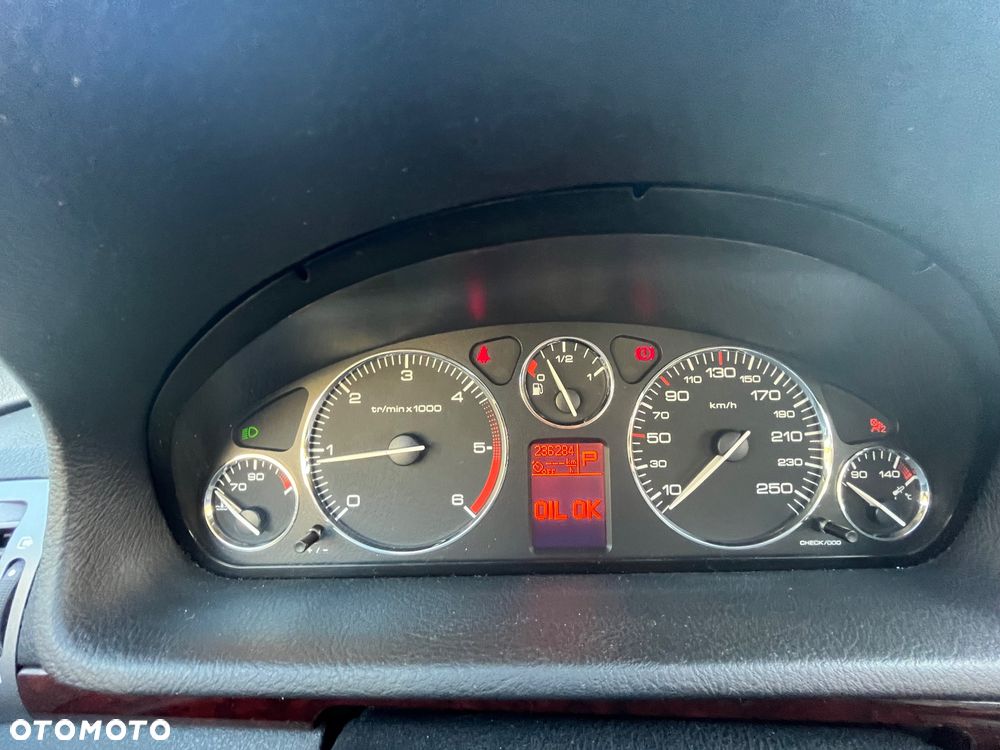 Peugeot 407 - 3