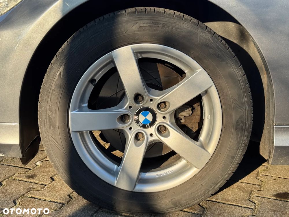 BMW Seria 3 318d DPF - 12