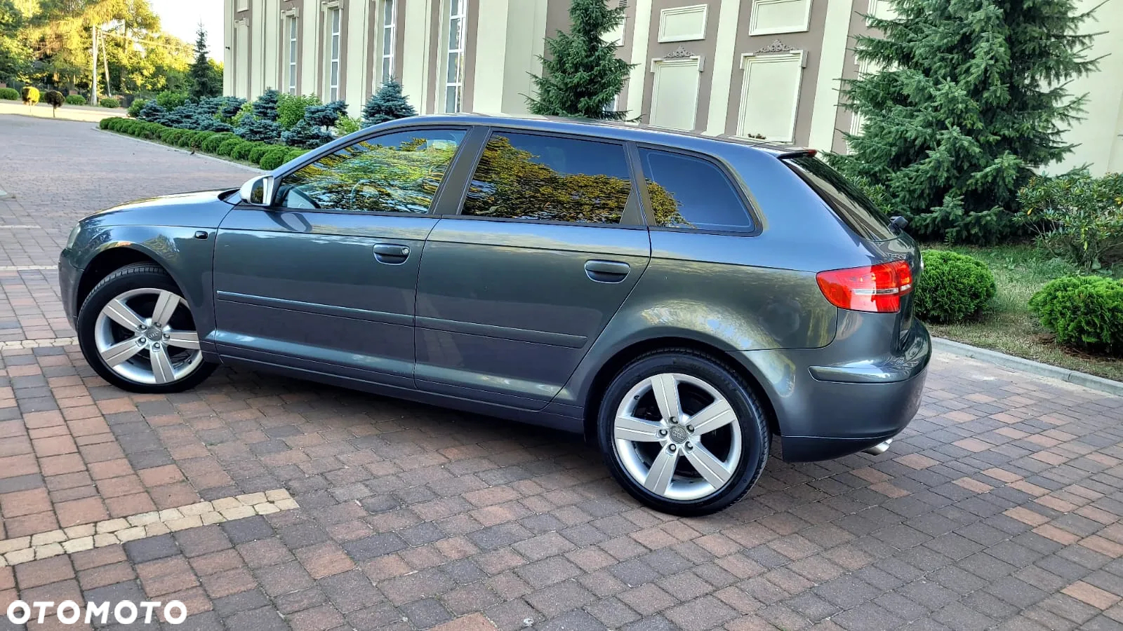 Audi A3 2.0 TDI Sportback DSG Ambiente - 18