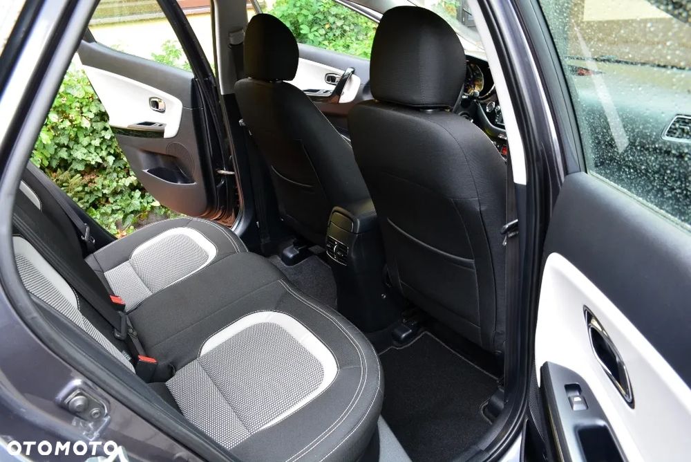 Kia Ceed 1.6 GDI XL - 23
