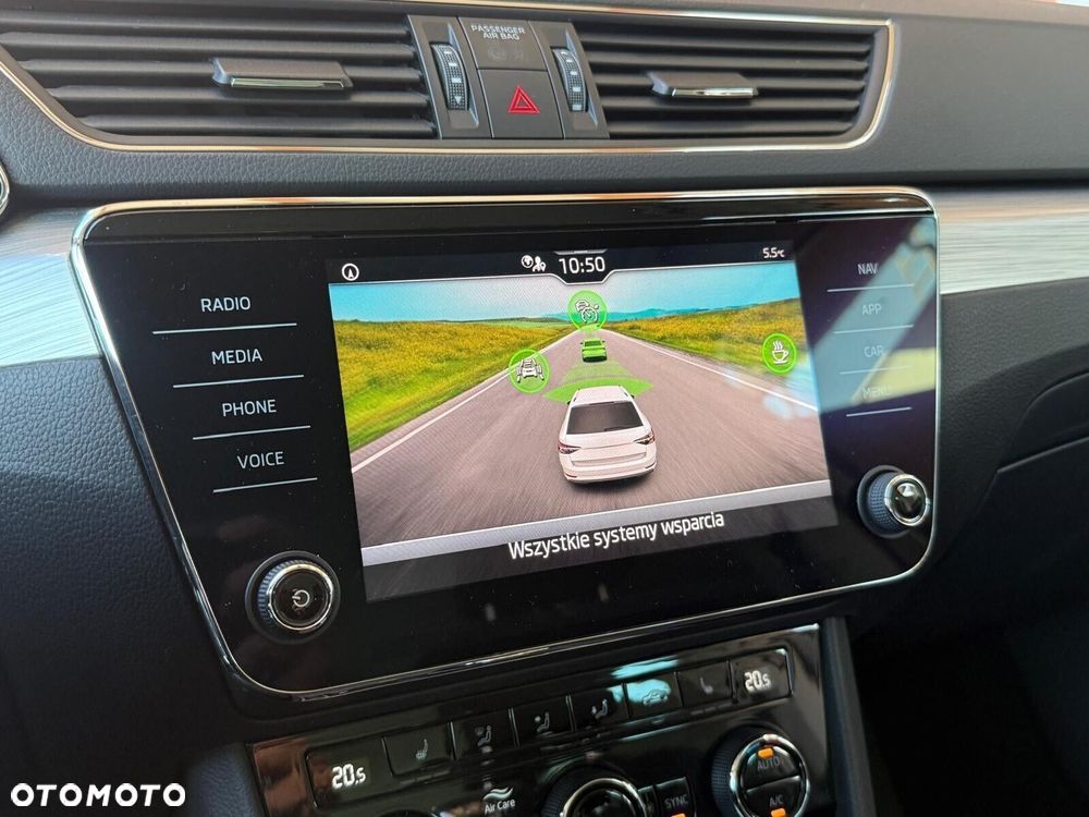 Skoda Superb 2.0 TSI Ambition DSG - 25