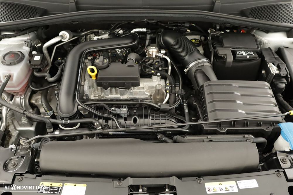 Skoda Fabia 1.0 TSI Selection DSG - 24