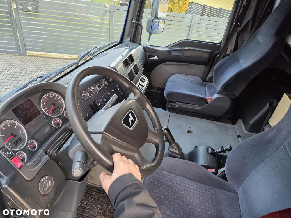 MAN TGL 12 240 4X2 BL - 4