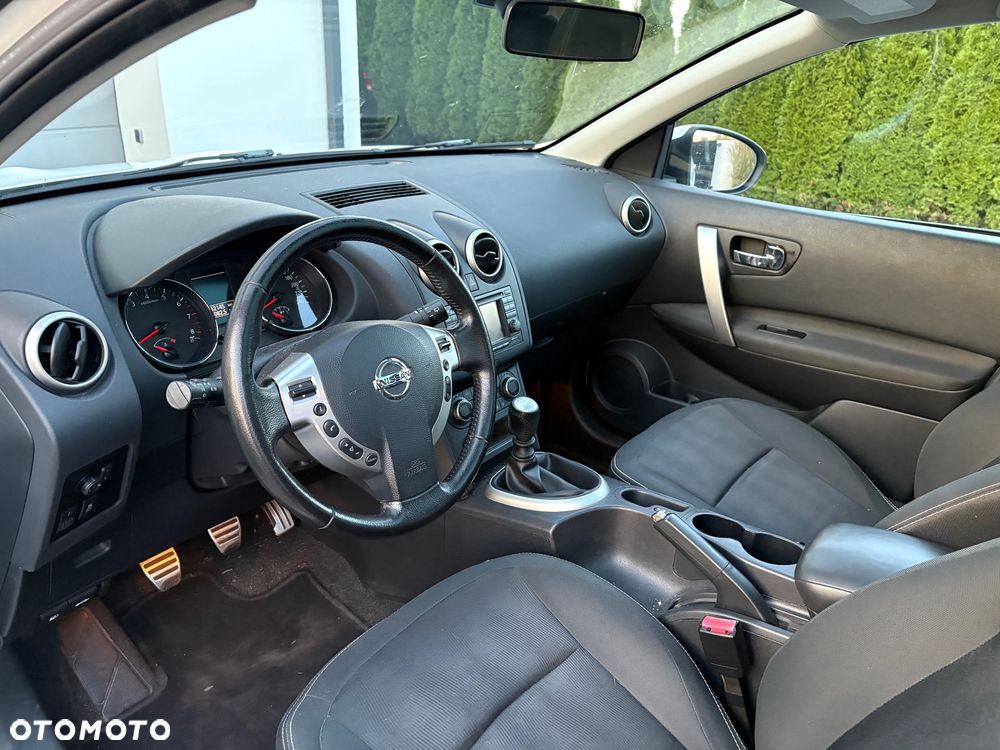 Nissan Qashqai+2 2.0 360 - 9