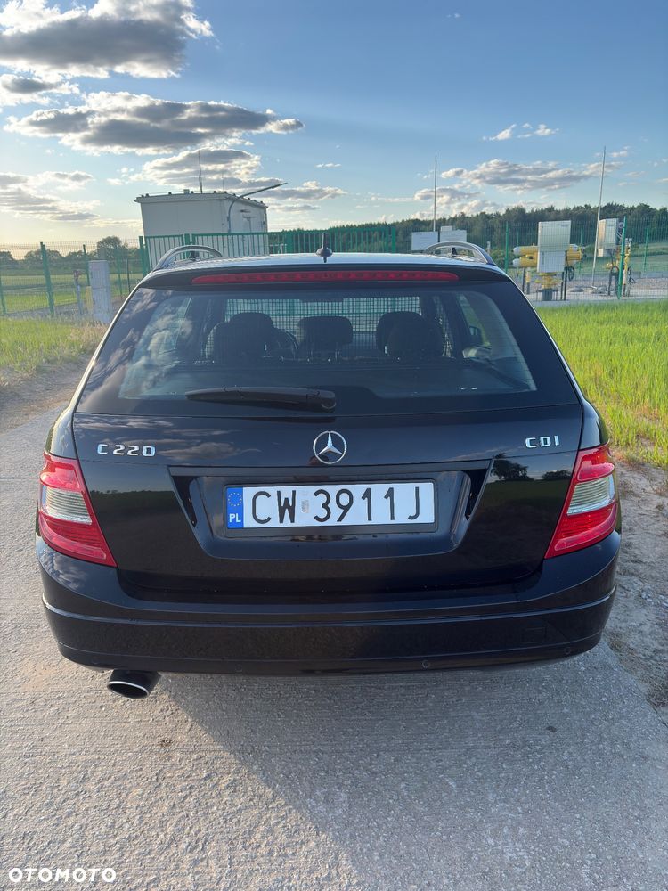 Mercedes-Benz Klasa C 220 CDI BlueEff Avantgarde - 9