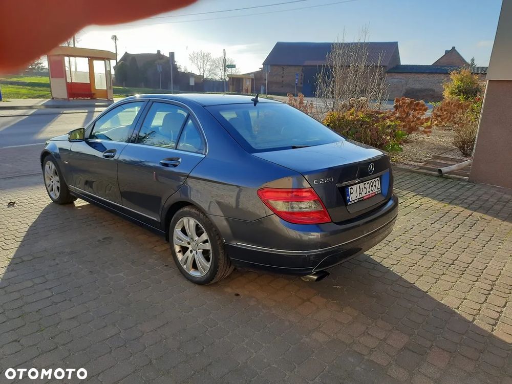 Mercedes-Benz Klasa C 220 CDI DPF Avantgarde - 6