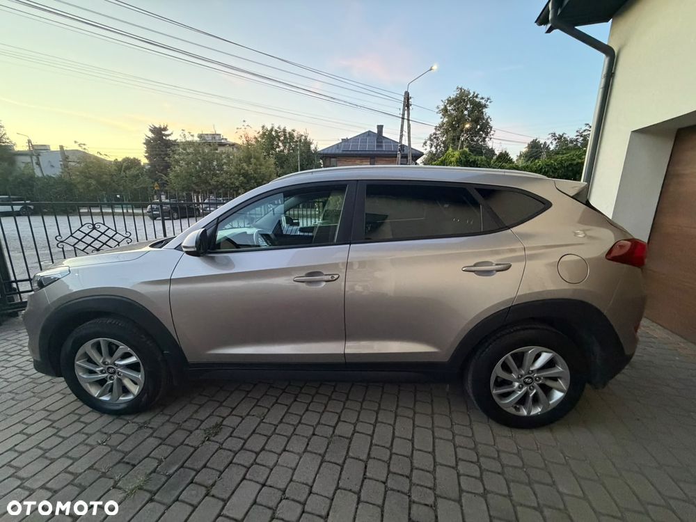Hyundai Tucson 1.6 GDI BlueDrive Style 2WD - 4