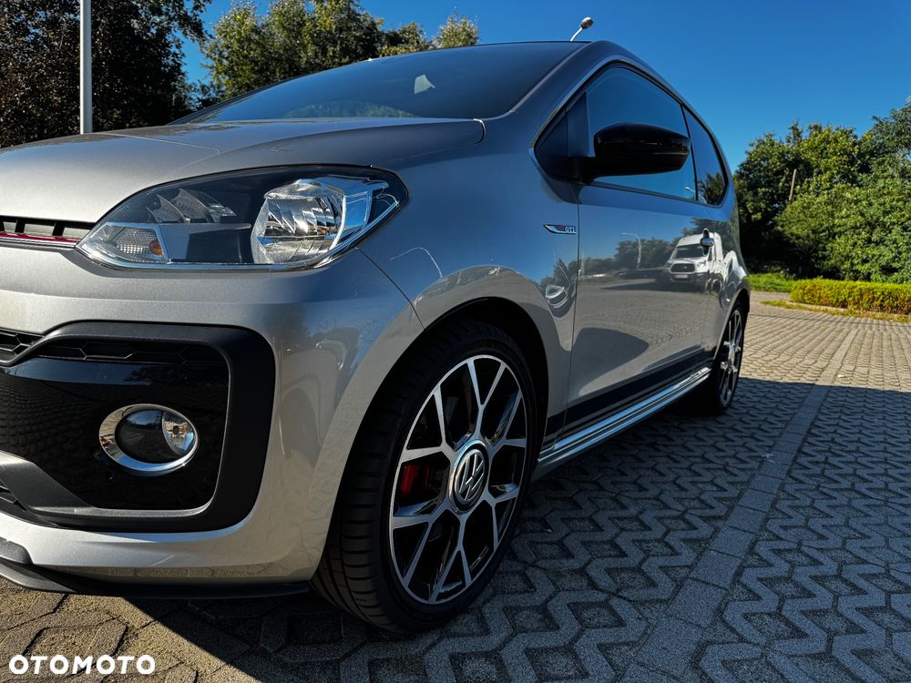Volkswagen up! 1.0 TSI GTI - 6