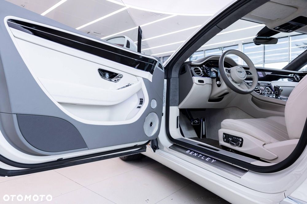 Bentley Continental GT - 27