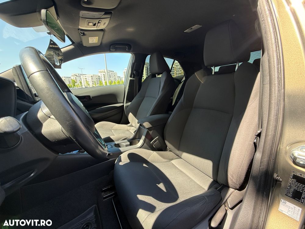 Toyota Corolla - 8