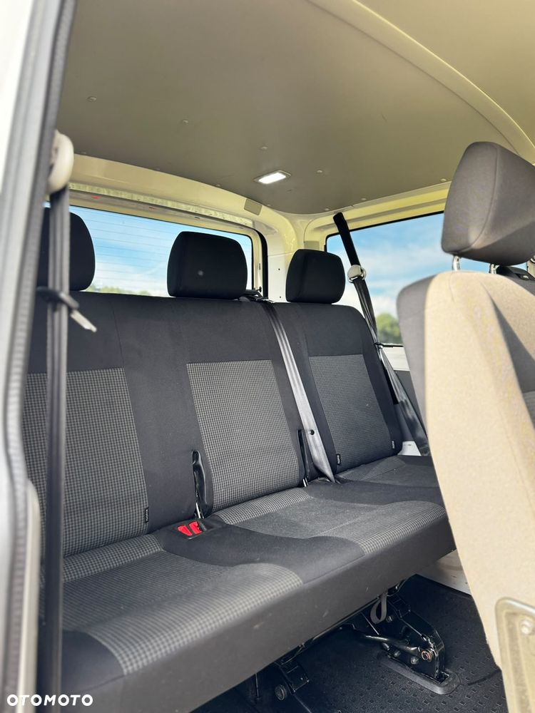 Volkswagen Transporter L2 4Motion - 2